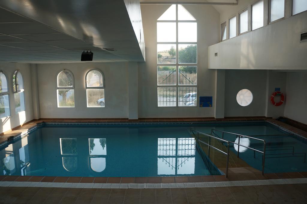 Balneario De Alicun De Las Torres ビジャヌエバ・デ・ラス・トーレス エクステリア 写真